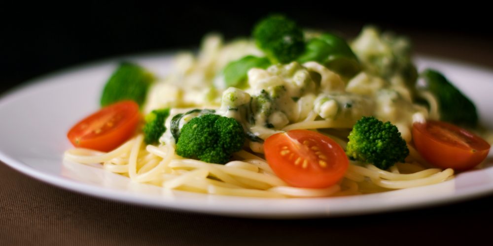Comer brócoli de forma regular podría evitar problemas intestinales