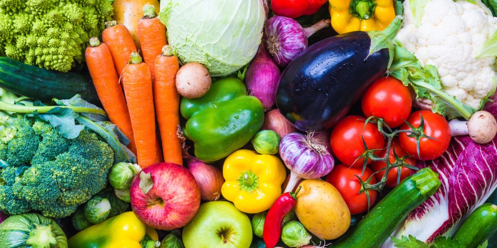 Frutas y hortalizas que deberíamos comer también con piel