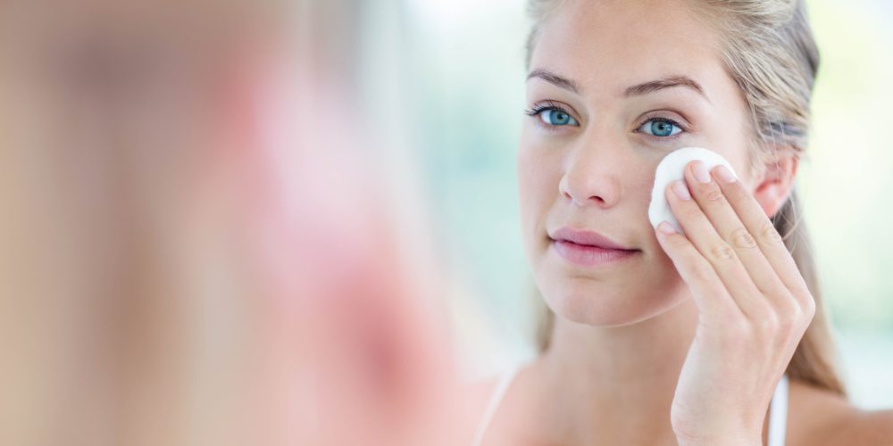 ¿Por qué es tan importante la limpieza facial diaria?