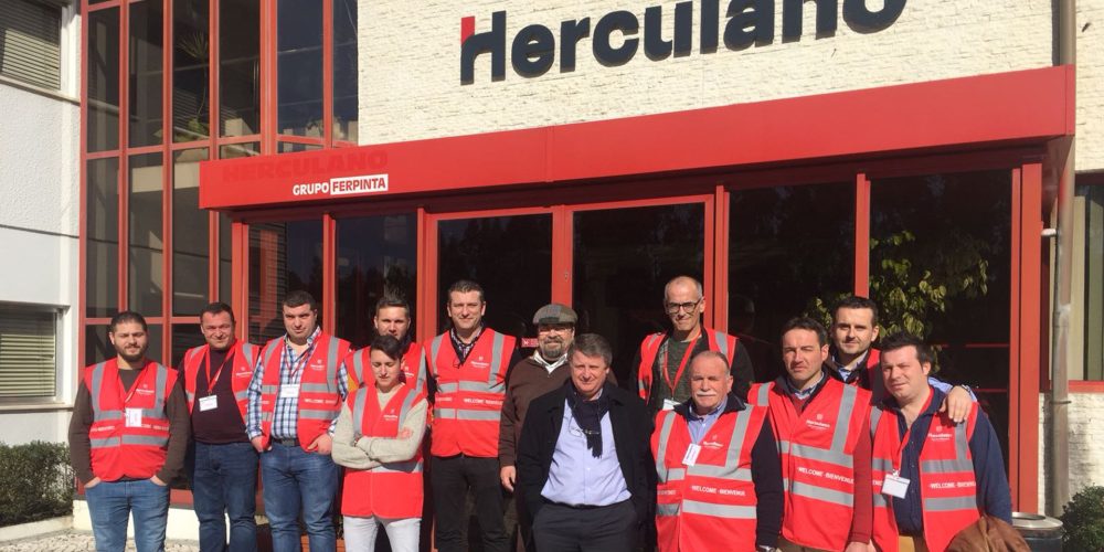 Visita a la fábrica Herculano para examinar la nueva regulación de purines
