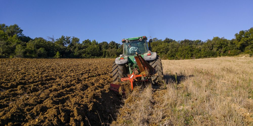 La Xunta inicia una campaña para la prevención de accidentes en el tractor