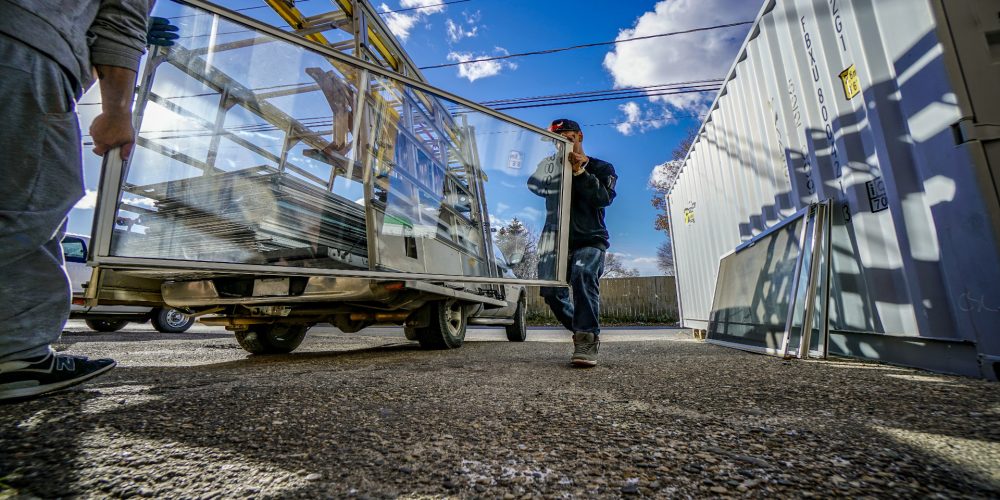 ¿Conoces las diferencias entre el vidrio laminado y el templado y su comportamiento en diferentes situaciones?