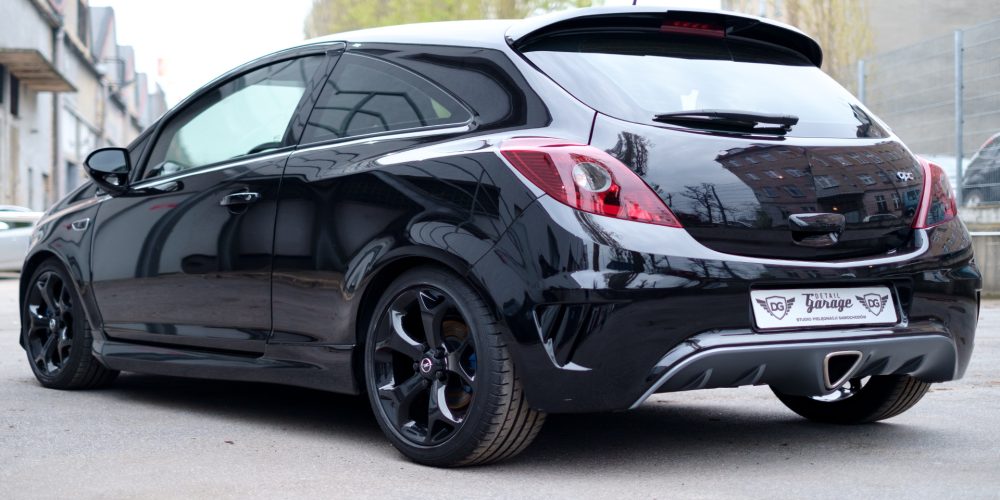 El sello de las lunas del coche