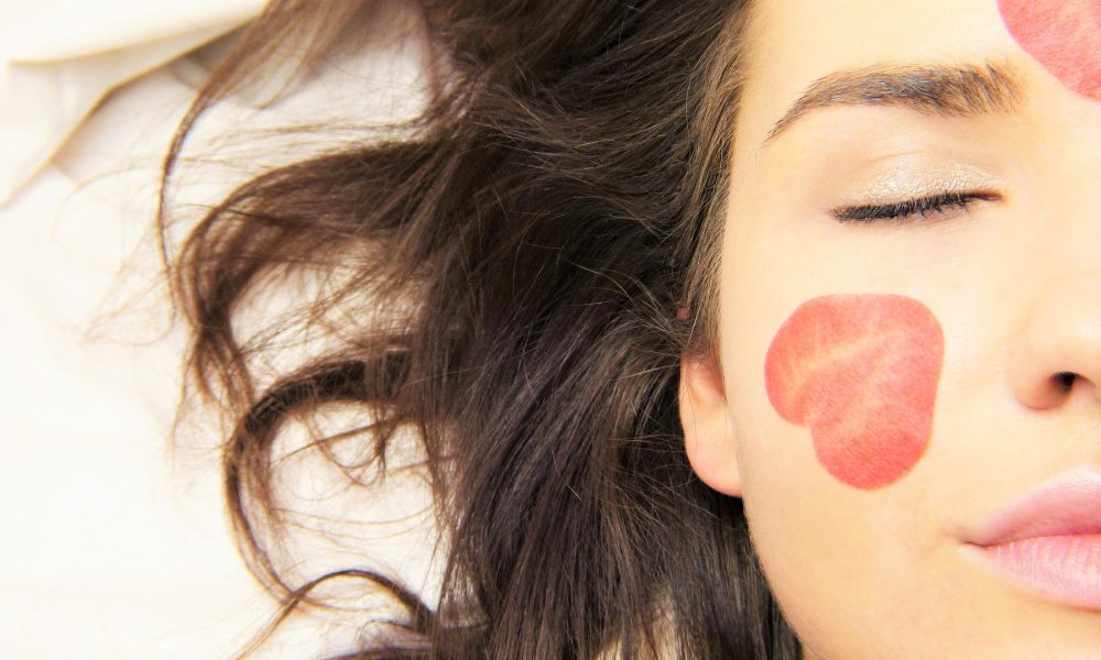 esto-es-lo-que-necesita-tu-piel-tras-el-verano-1920