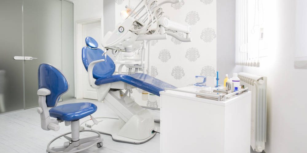 La guerra de precios entre los dentistas y las franquicias