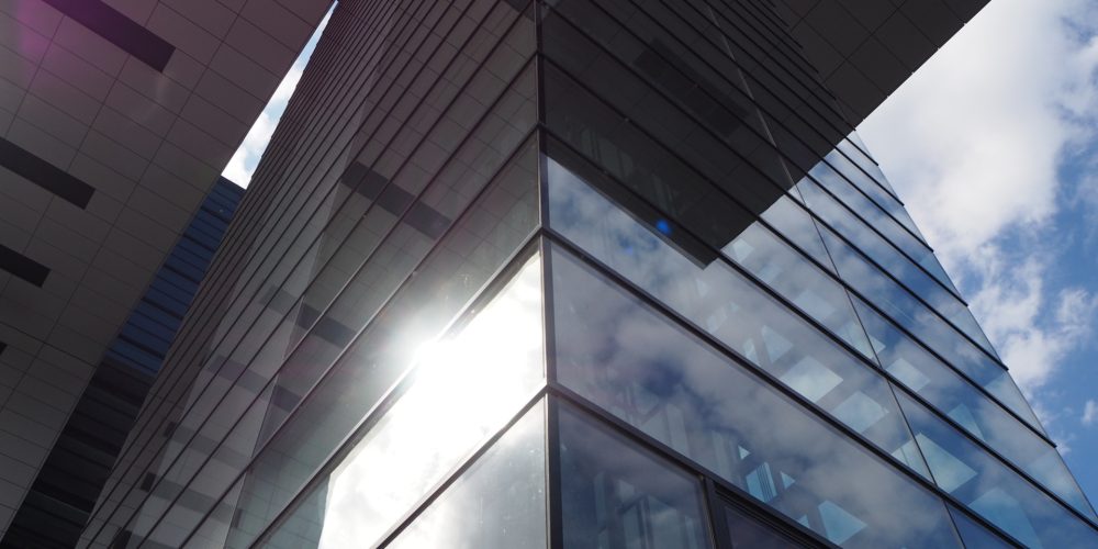 ¿Lámina solar exterior o interior? ¿Cuál es mejor?