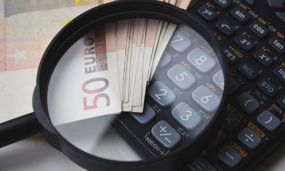 los-gastos-mas-prioritarios-para-recortar-en-una-empresa-1920