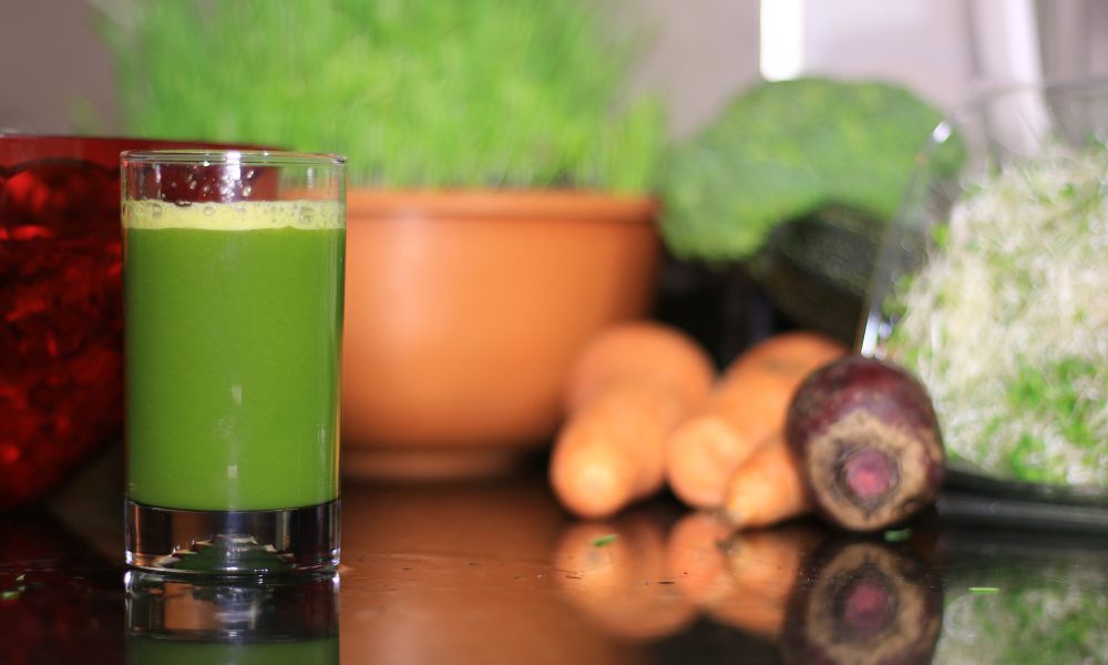 los-zumos-no-solo-de-frutas-tambien-de-verduras-1920