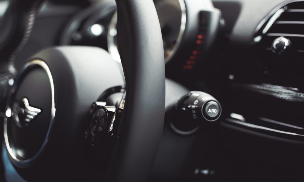 nuevo coche obligada financiación