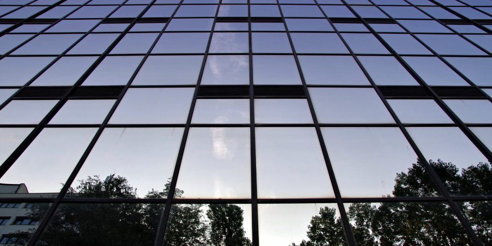 Si quieres reducir el gasto de calefacción instala láminas solares aislantes