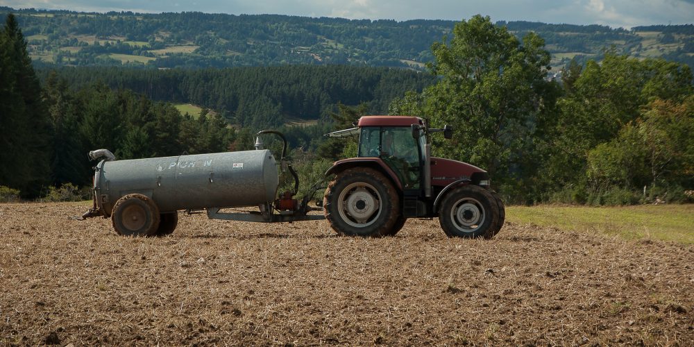 Se permite este año el uso de sistemas de abanico o plato para esparcir purín en Galicia