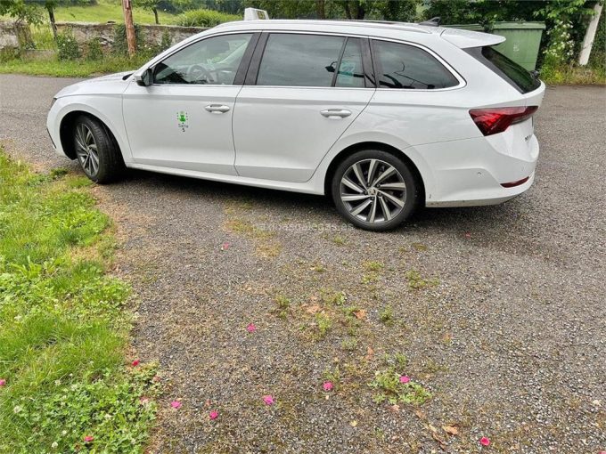 Taxi en Sarria – Óliver López Fernández