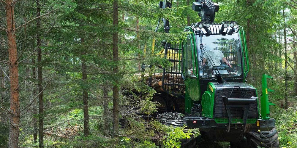 Curso sobre el Manejo de Tractores Forestales