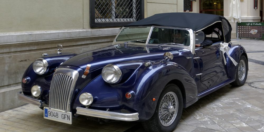 ¿Conoces estas marcas de coches españolas?