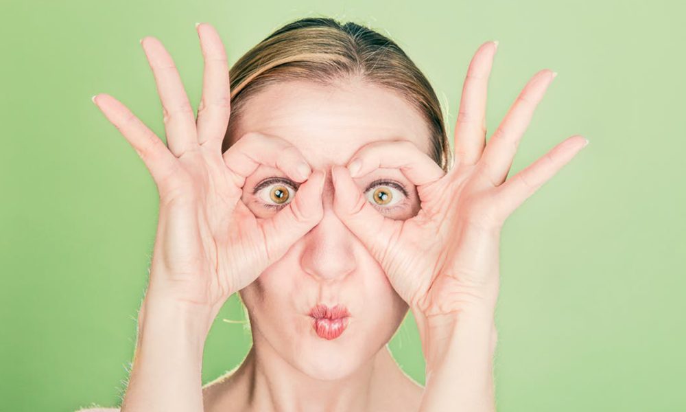 yoga facial para combatir las arrugas